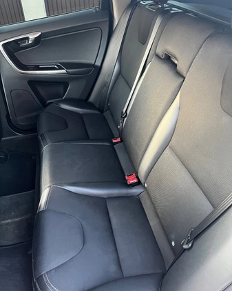 Volvo XC 60 cena 82999 przebieg: 120000, rok produkcji 2015 z Kielce małe 37